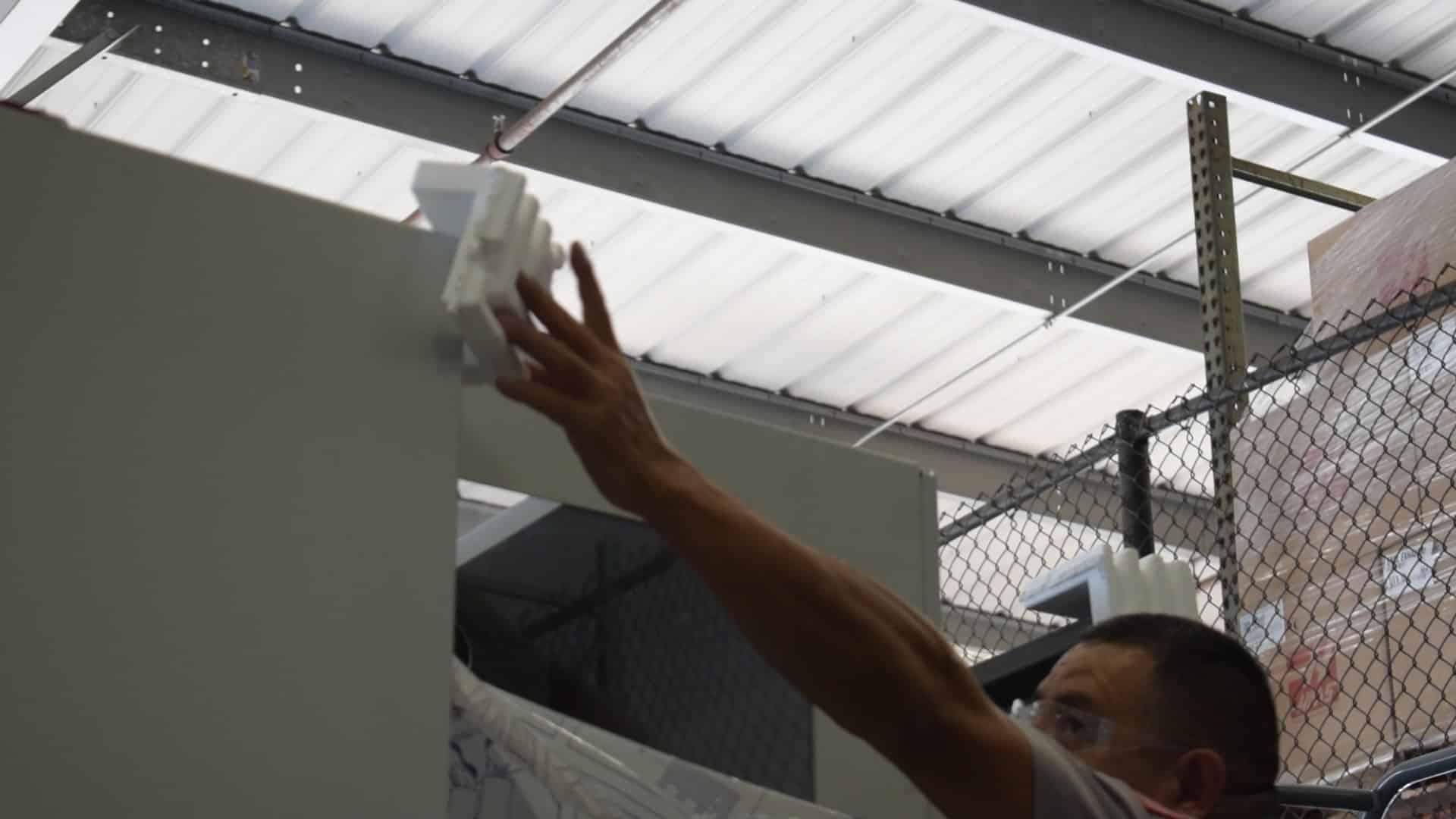 Putting foam on corners