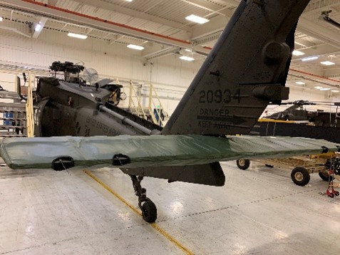 UH-60 M Stabiliator Cover